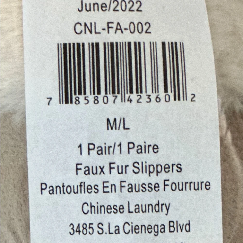 Slippers - Picture 5 of 5